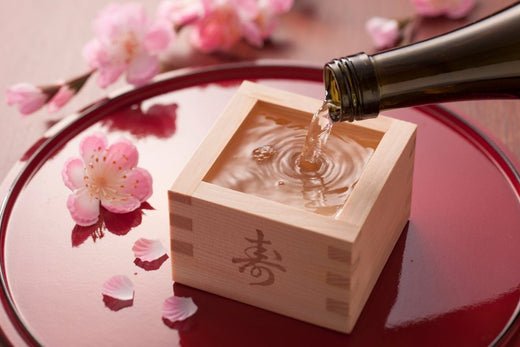 La Historia del Sake: Un Brindis por la Cultura Japonesa